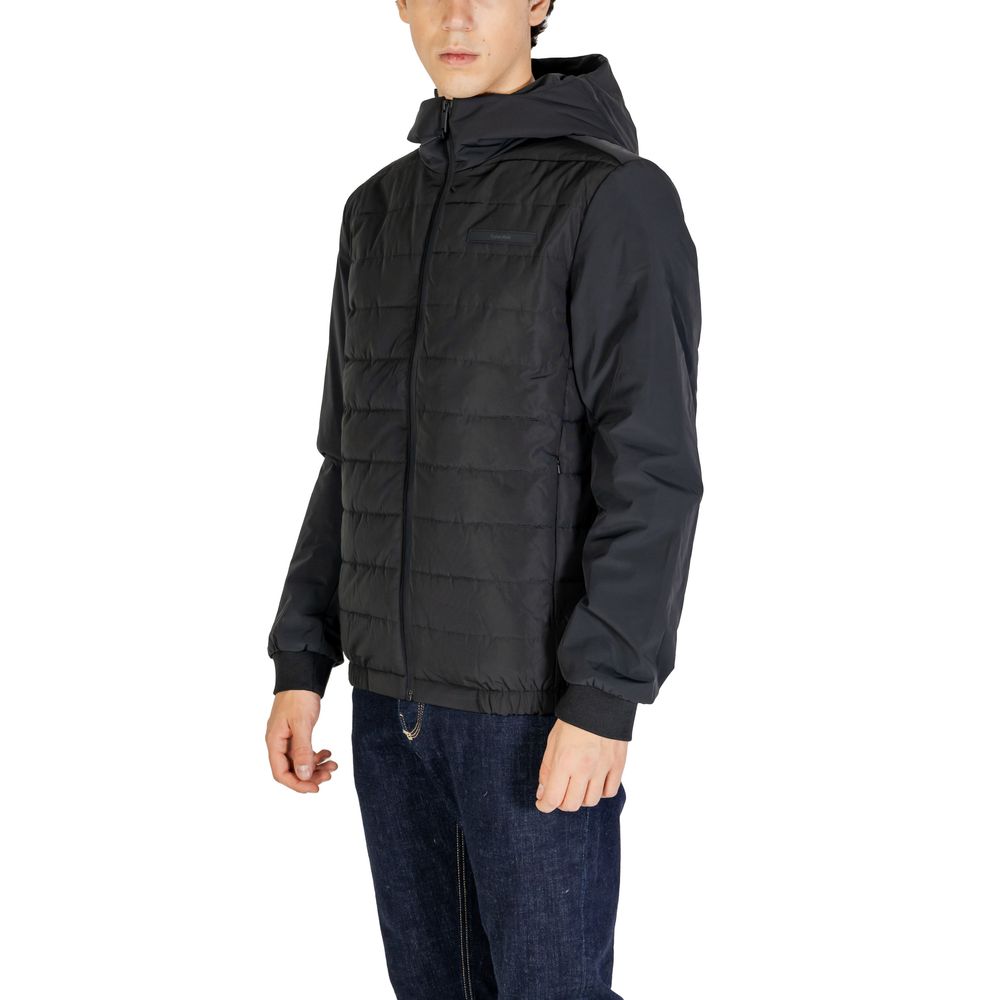 Calvin Klein Schwarze Jacken aus recyceltem Polyester &