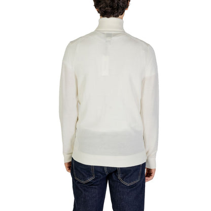 Calvin Klein Jeans Rollkragenpullover aus cremefarbener Wolle