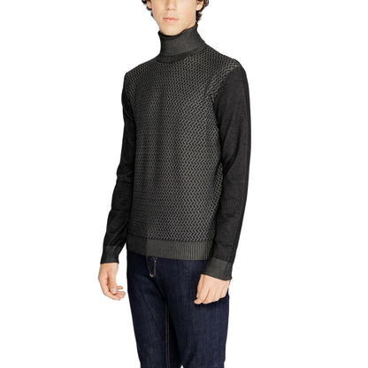 Hamaki-Ho Black Viscose Turtleneck