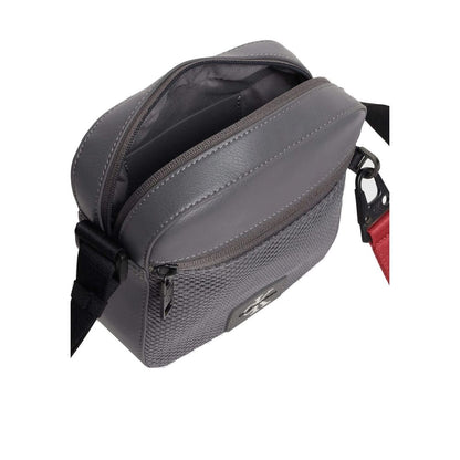 Calvin Klein Jeans Graue Messenger-Tasche aus recyceltem Polyester