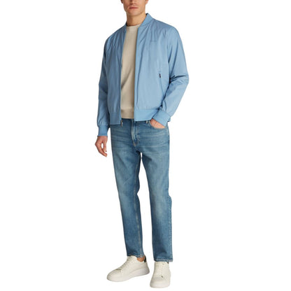 Calvin Klein Hellblaue Jacken aus recyceltem Polyester &amp