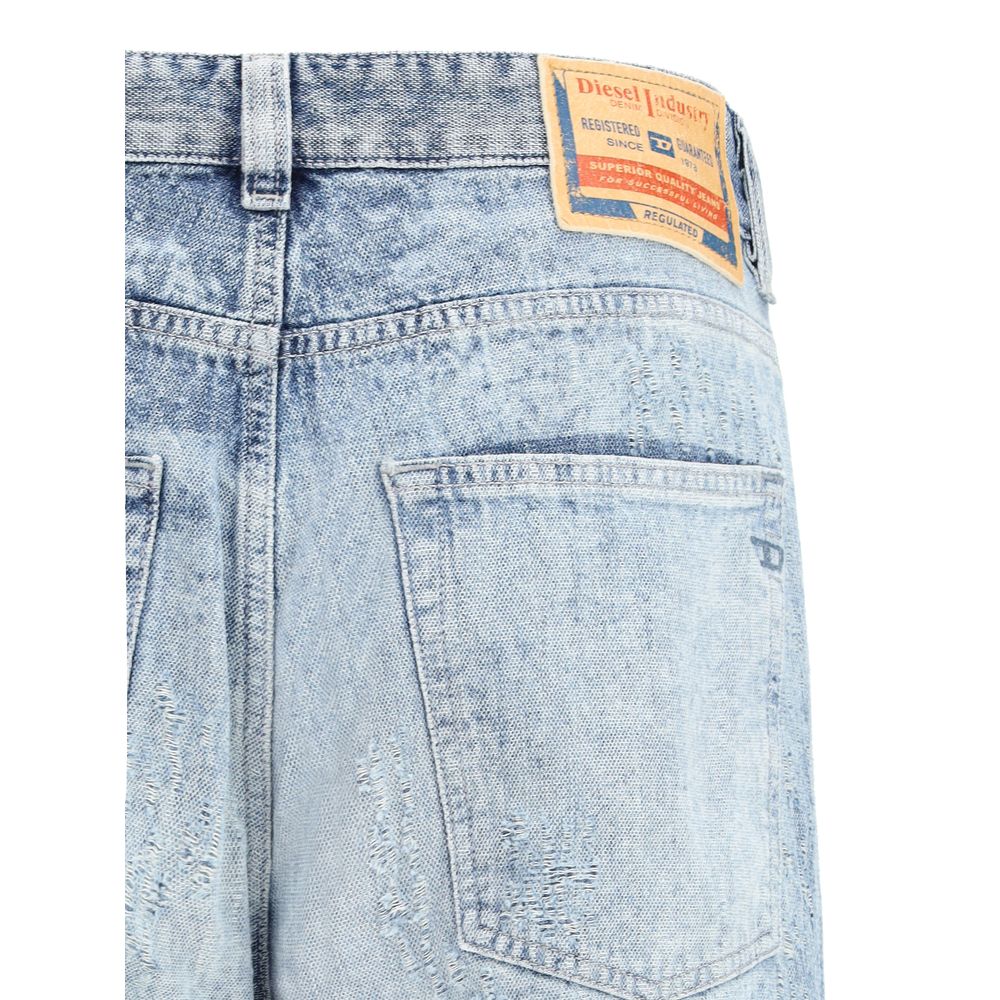 Diesel Hellblaue Baumwolljeans mit Relaxed Fit