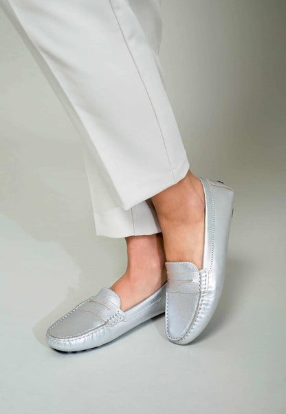 Mangará Atelier Silver Calf Leather Penny Loafers – Women’S Classic Driving Shoes