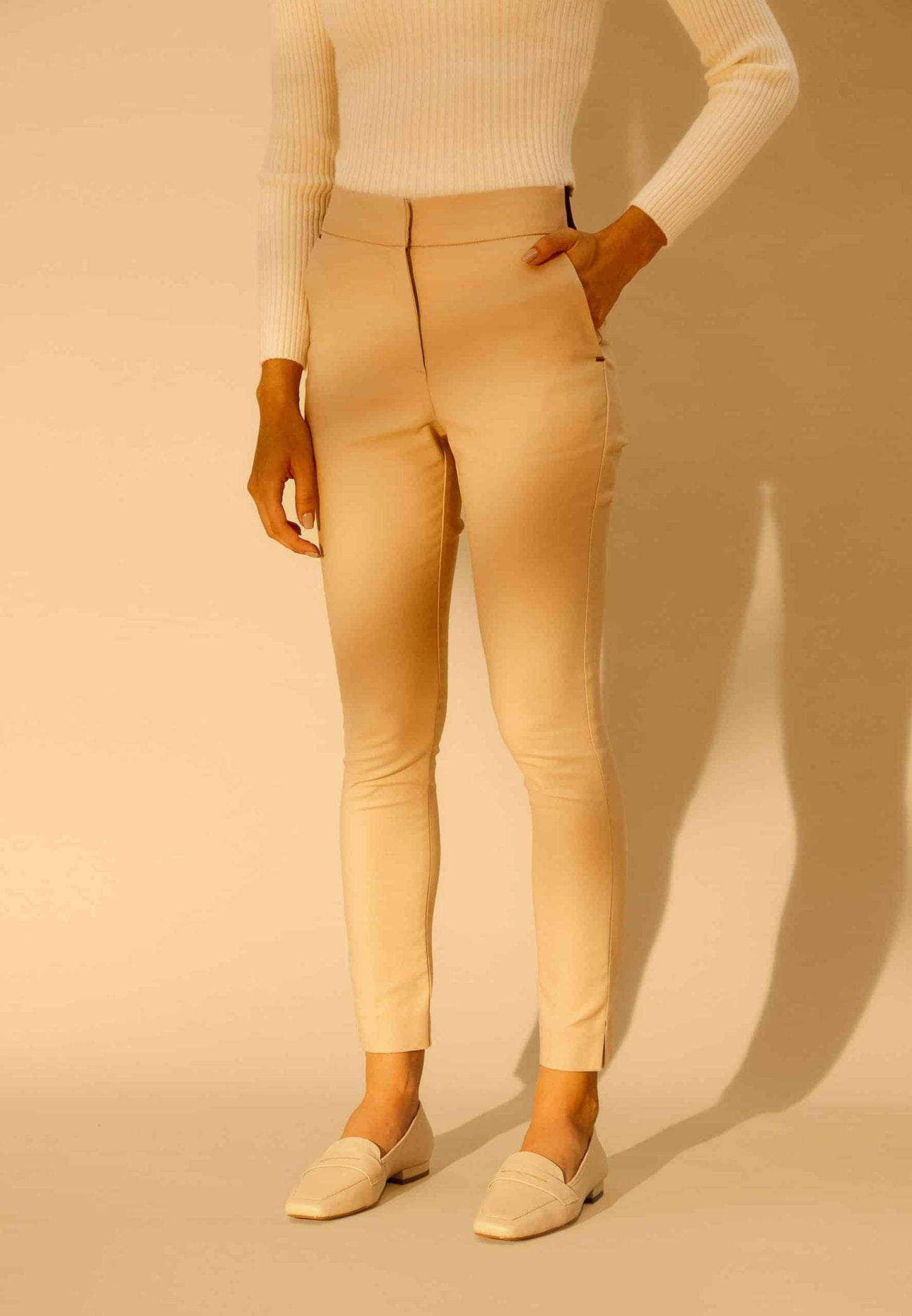 Mangará Atelier Beige Leather Flats Cipó – Women’S Square-Toe Loafers