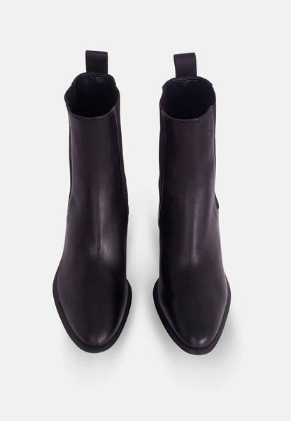Mangará Atelier Black Leather Ankle Boots Canna – Chelsea Boots With 6.5 Cm Block Heel