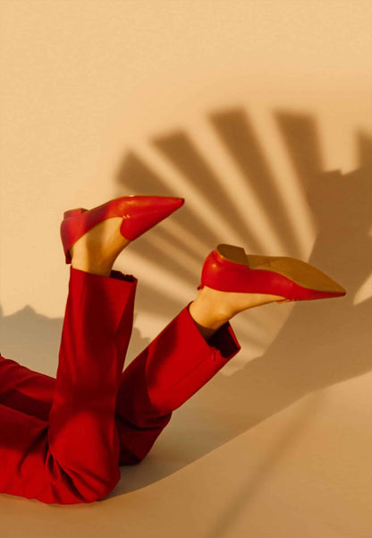 Mangará Atelier Red Leather Ballerinas Butia – Women’S Pointed-Toe Flat Shoes